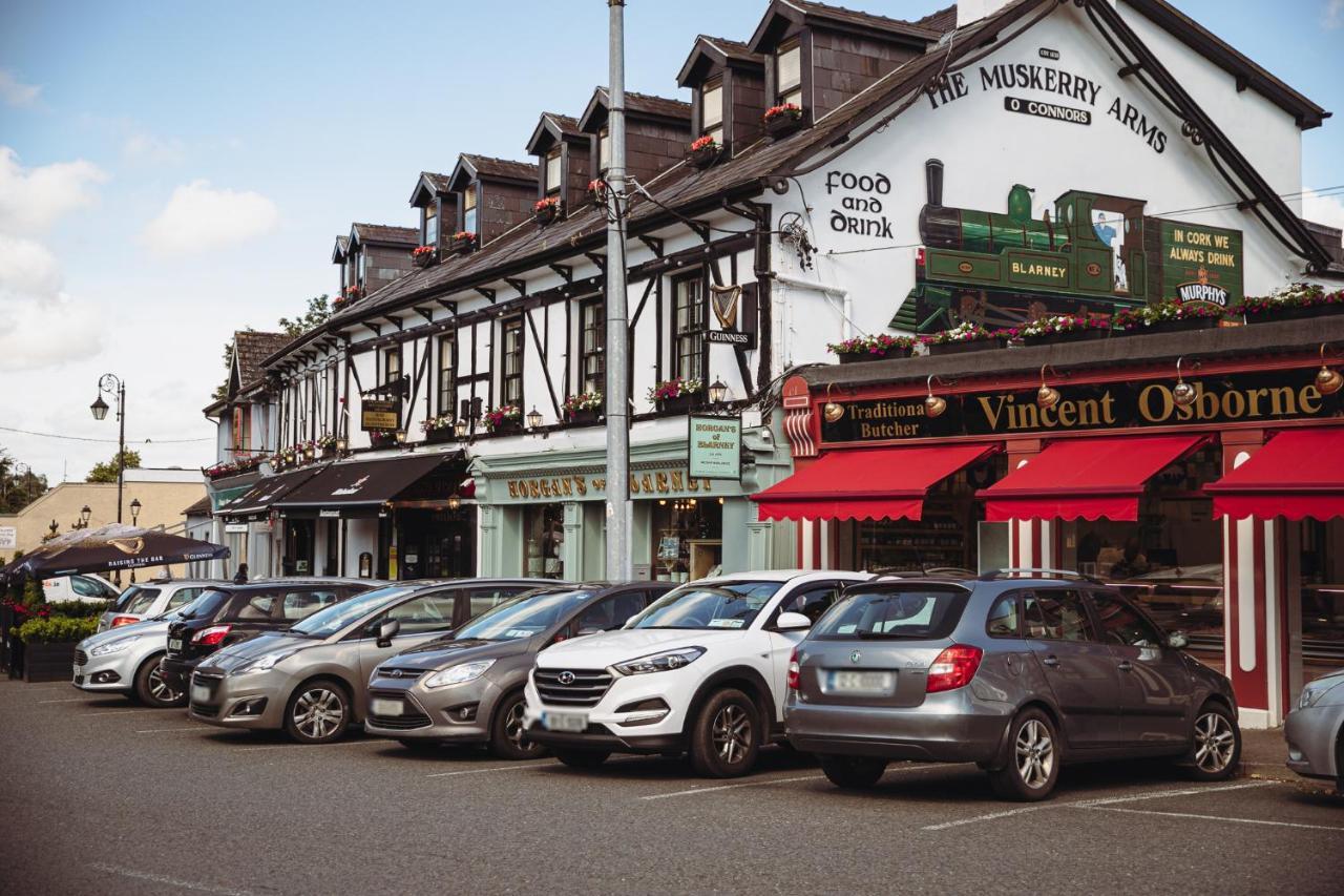 Muskerry Arms Bar And B&B 블라니 외부 사진