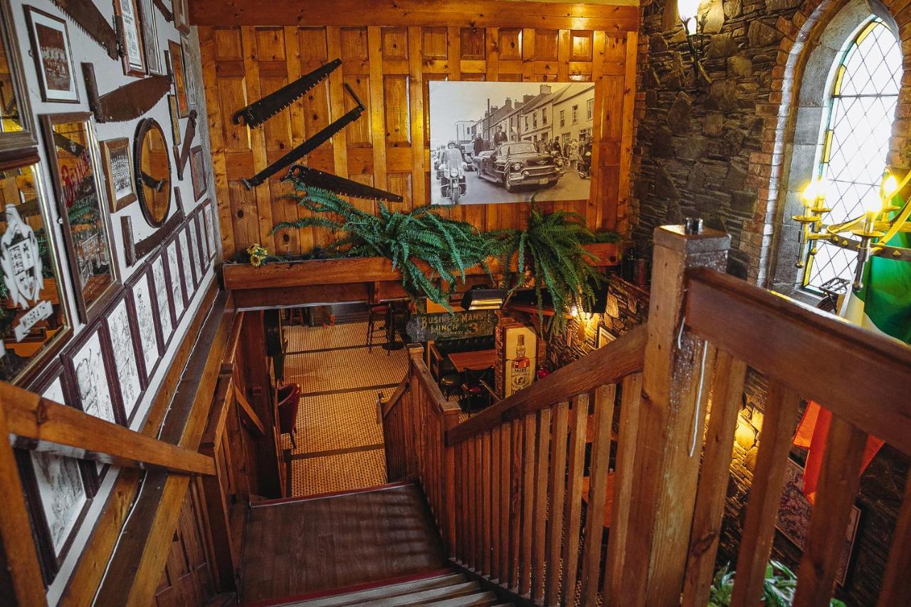Muskerry Arms Bar And B&B 블라니 외부 사진