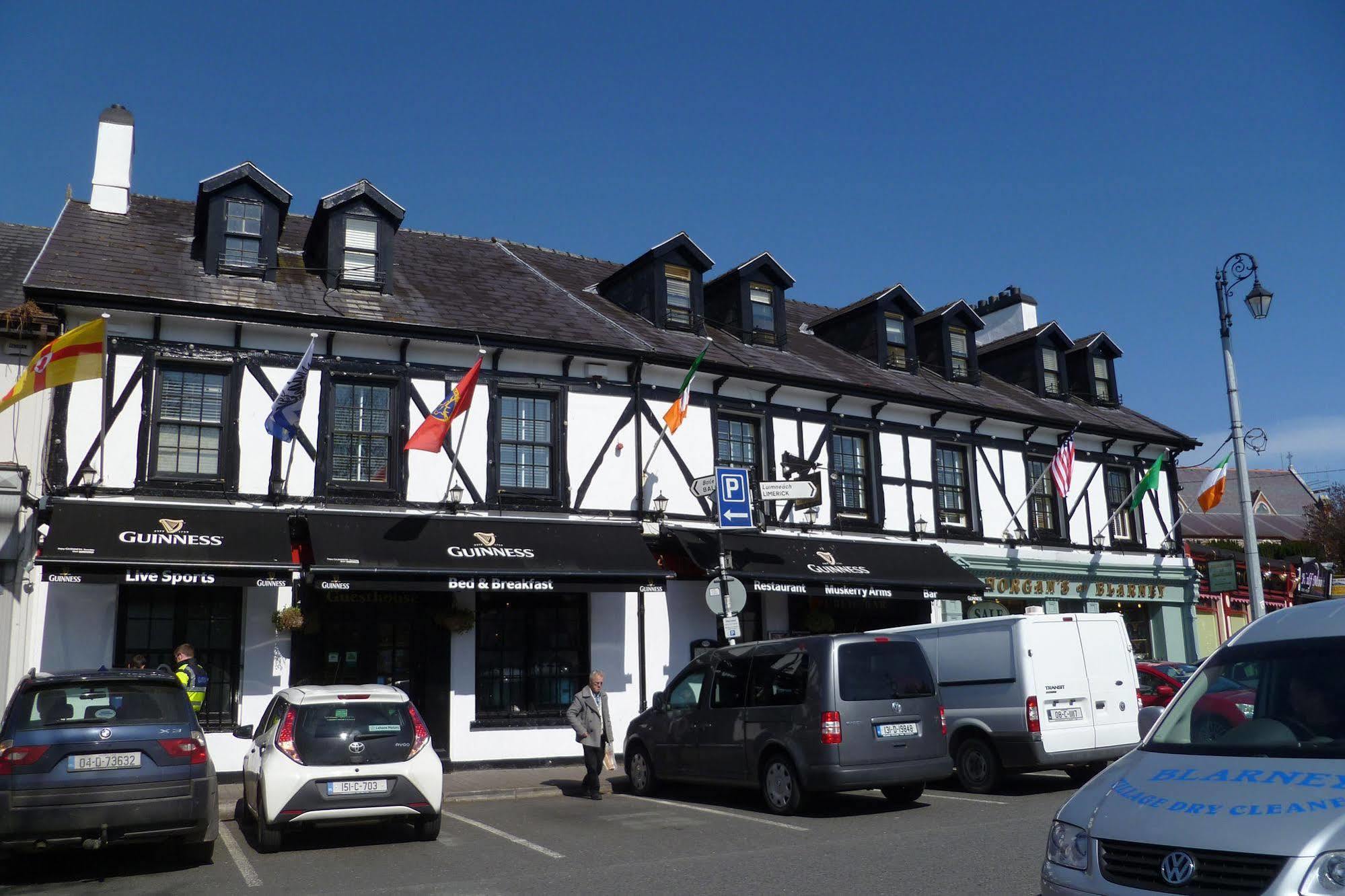 Muskerry Arms Bar And B&B 블라니 외부 사진