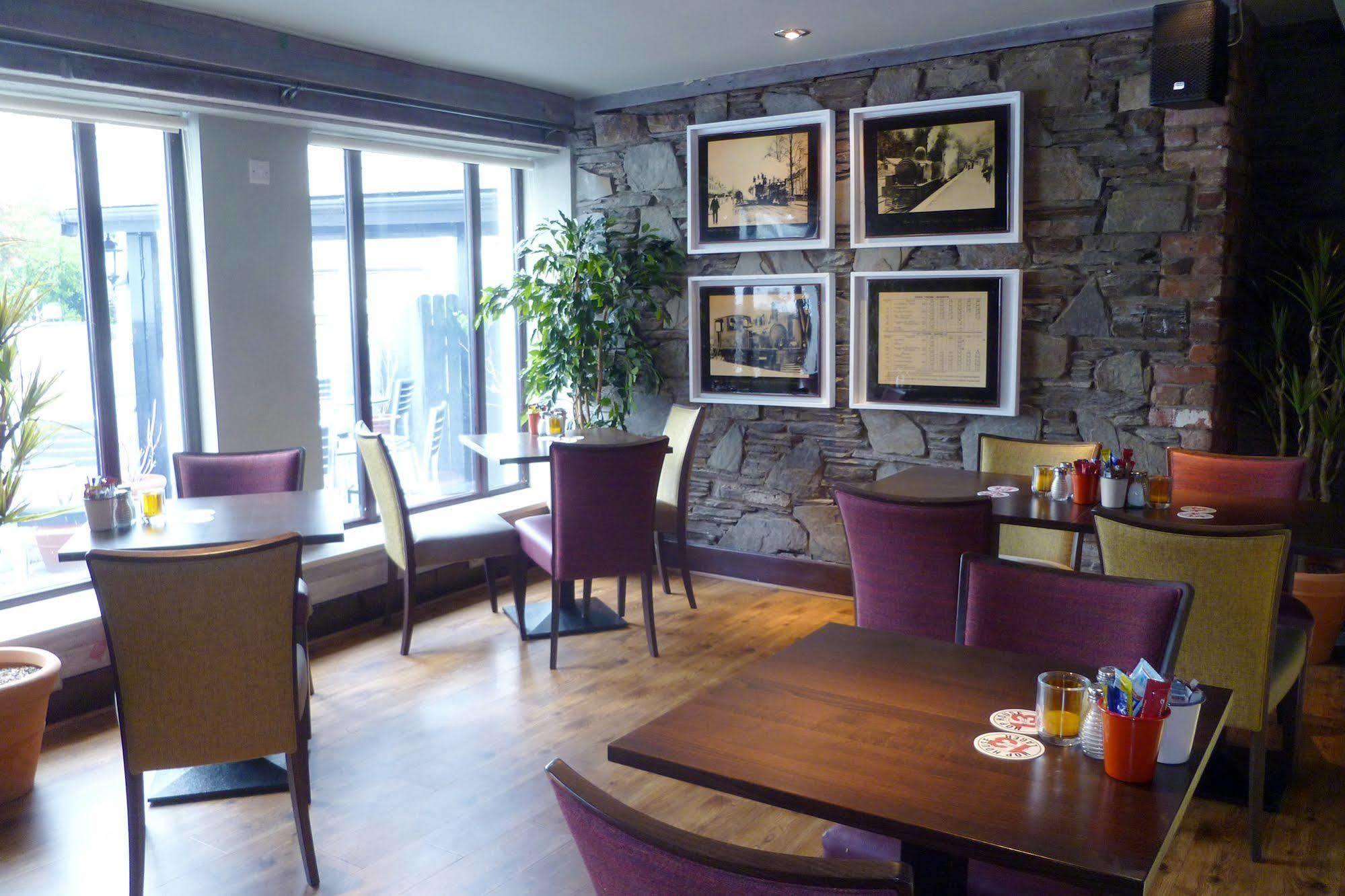 Muskerry Arms Bar And B&B 블라니 외부 사진