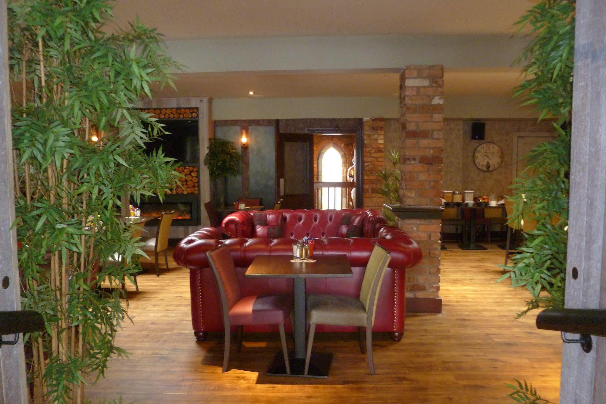 Muskerry Arms Bar And B&B 블라니 외부 사진